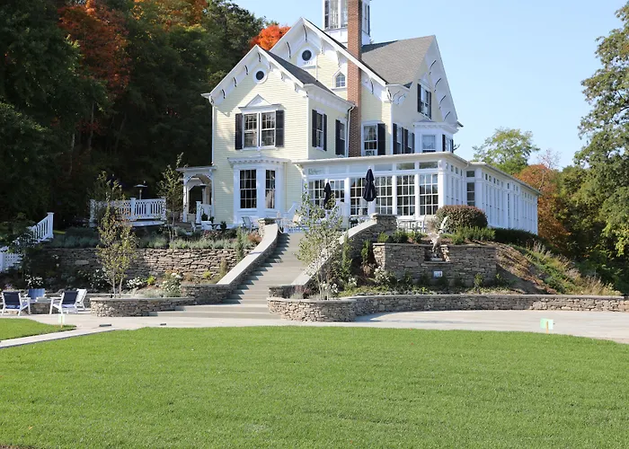 Inn At Taughannock Falls Ithaca