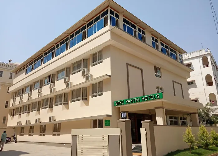 Sreeparthi Hotel
