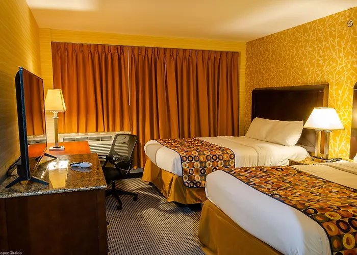 Elmhurst Hotel