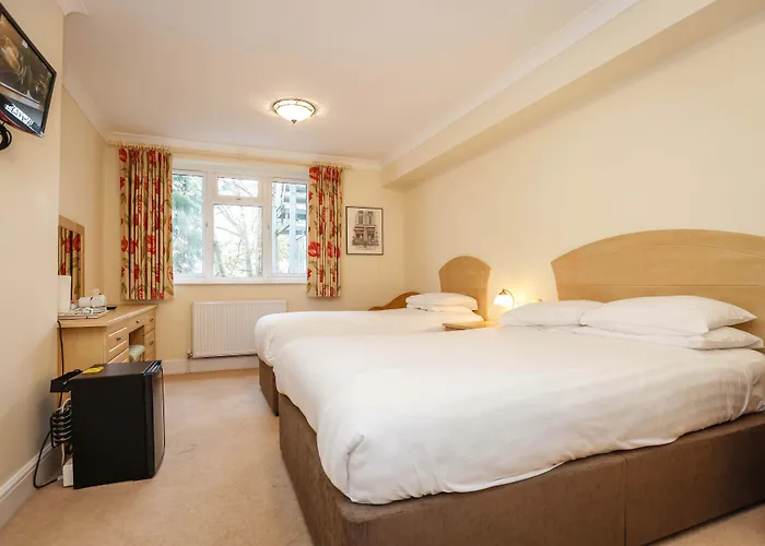 The Grove Hotel