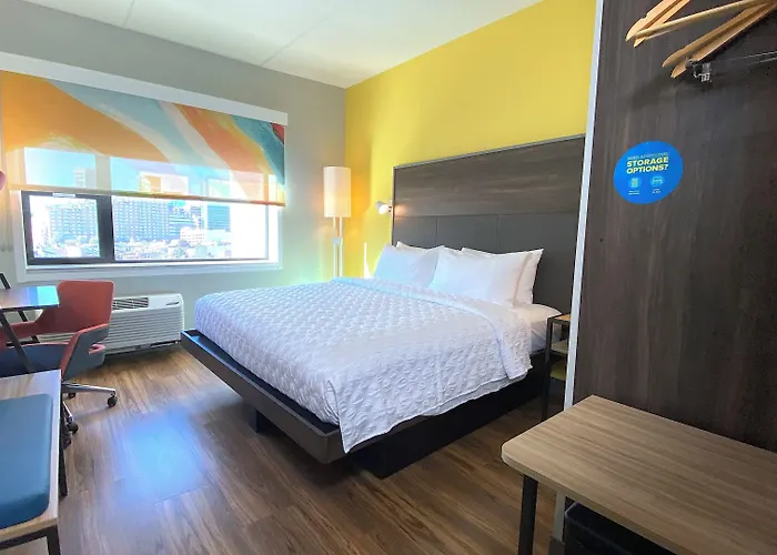 Tru By Hilton Baltimore Harbor East