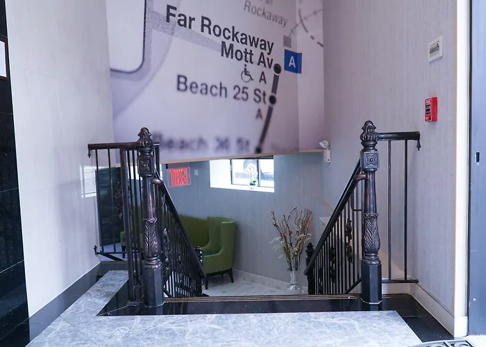 Hotel Mint Jfk Airport New York