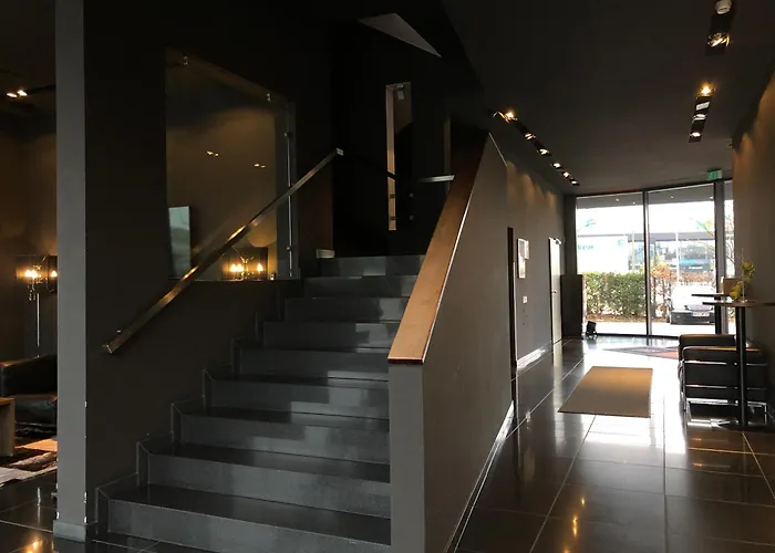 Kult Hotel