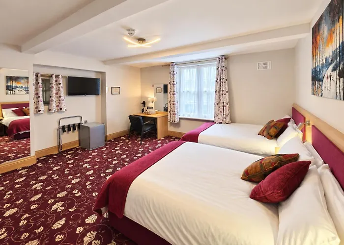 Edgerton Hotel - Ample Free Parking - 24 Hour Reception