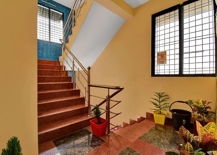 Oyo Flagship Jamtha Hotel Guest House