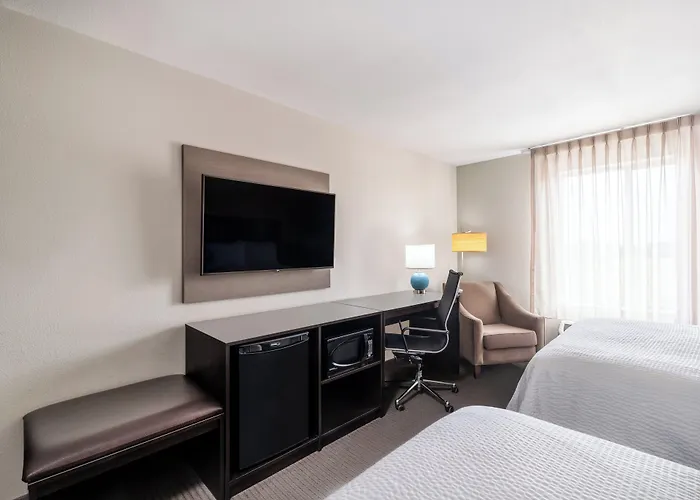 Garner Hotel Clarksville Northeast By Ihg