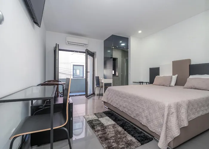 Ergosuites
