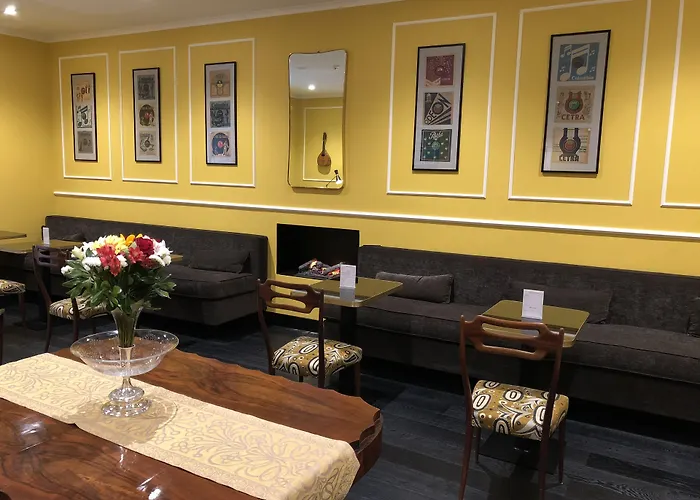 Caruso Place Luxury Rooms & Suites Napels