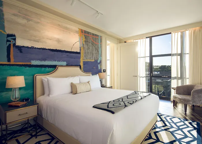 Sophy Hyde Park Hotel Chicago
