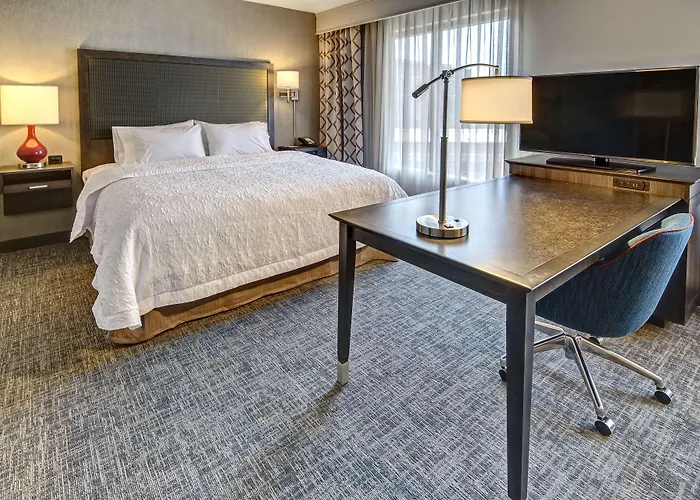 Hampton Inn & Suites Franklin Berry Farms, Tn