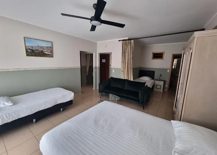 Aparthotel Résidence Bara Midi Saint-Gilles