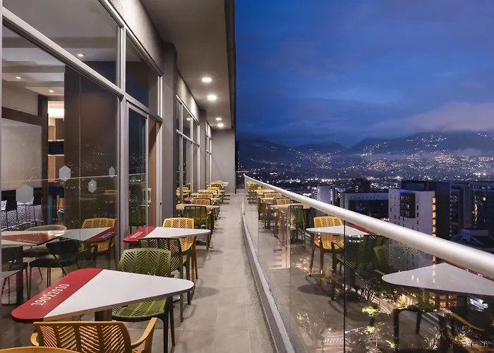 Hampton By Hilton Medellin
