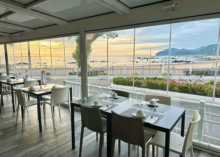 Hotel Las Olas Noja