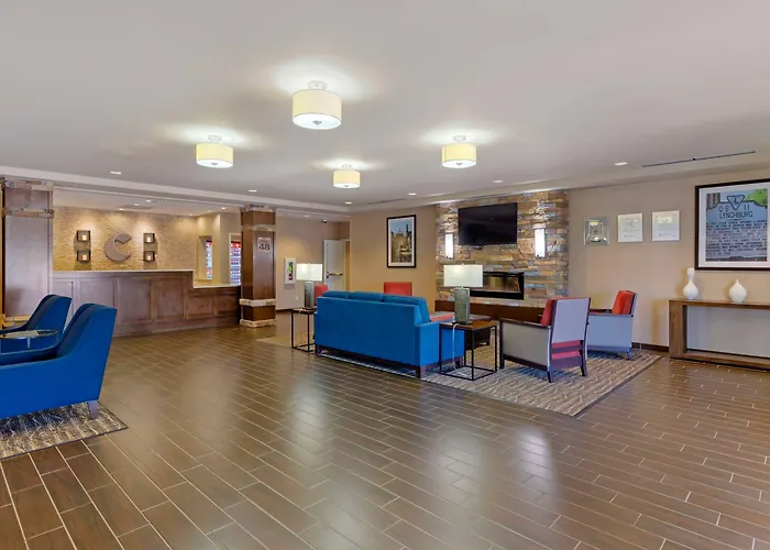 Comfort Inn & Suites Lynchburg Airport - University Area