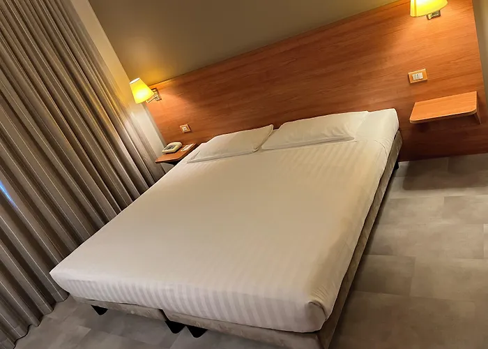 Hotel Re