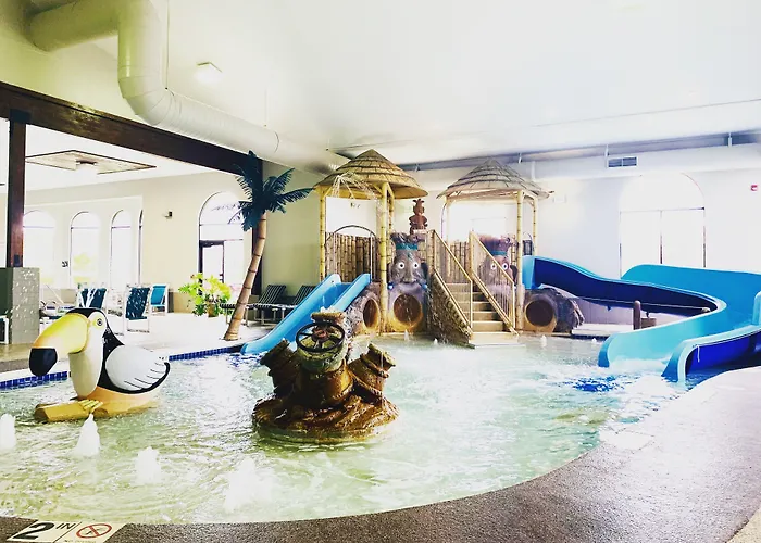 Wingate By Wyndham Wisconsin Dells Waterpark Hotel Lake Delton