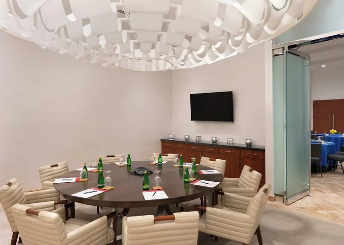 Hotel Indigo Atlanta Downtown By Ihg