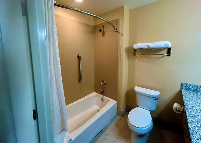 Wyndham Garden Lancaster Ca Hotel