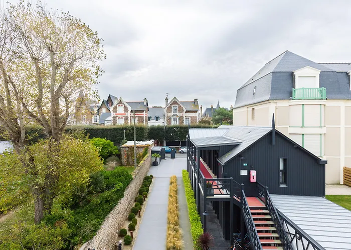 Hôtel Restaurant Ar Iniz Saint-Malo