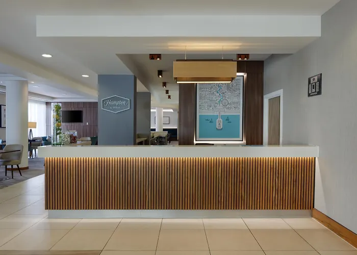 Hotel Hampton By Hilton Bournemouth