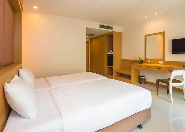 Sungthong Kamala Beach Resort