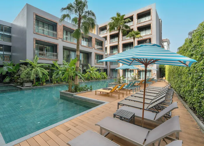 Sugar Marina Hotel-SURF-Kata Beach