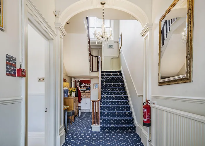 Yeo Dale Hotel