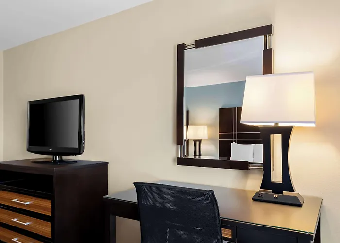 Best Western Newport Inn