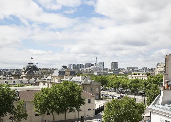 Hotel Eiffel Turenne Paris