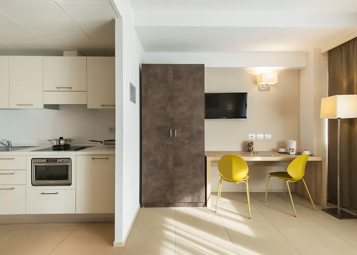 Hotel Dimorae Rooms And Suites - Apartments Civitanova Marche