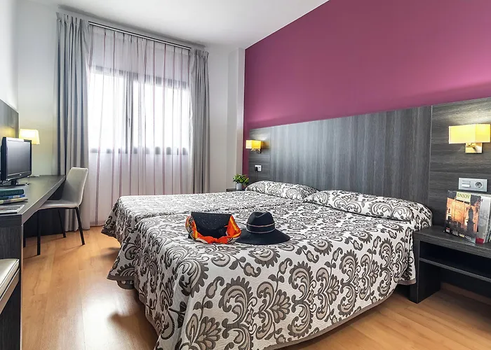 Hotel Abades Via Norte