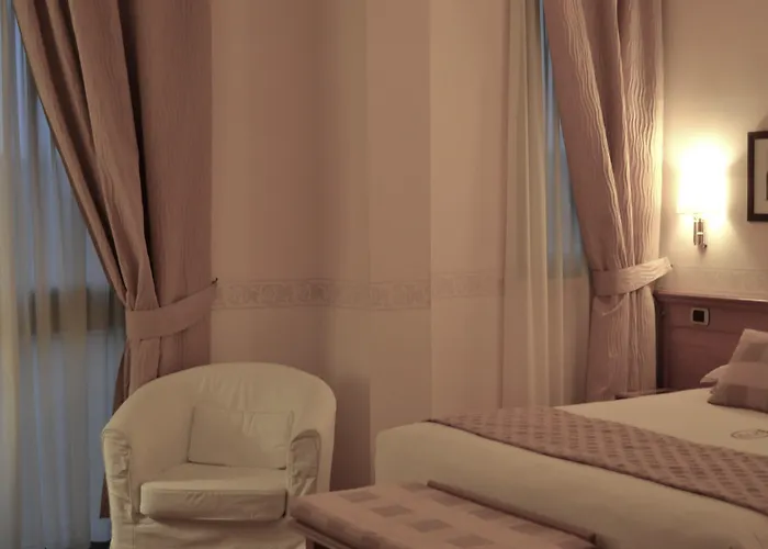 Seccy Hotel Boutique Art & Museum Fiumicino