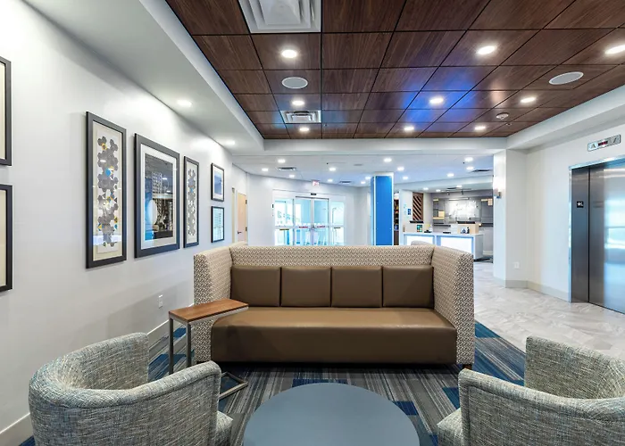 Holiday Inn Express & Suites Asheville Downtown By Ihg