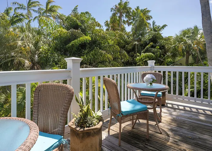 Weatherstation Inn Circa 1911 Key West