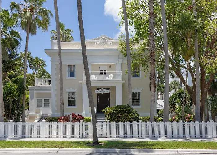 Weatherstation Inn Circa 1911 Key West