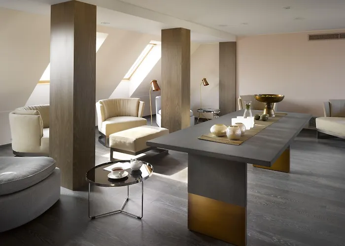 Old Town Square Residence By Emblem
