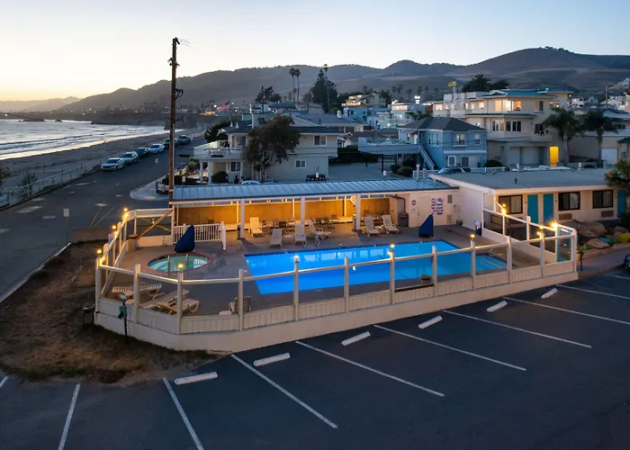 Edgewater Inn And Suites