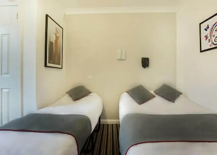 Enrico Hotel