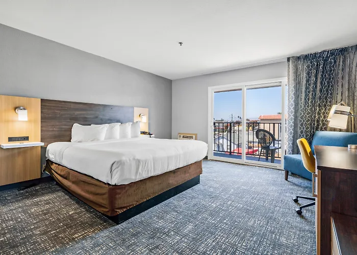 Hotel Avisa Downtown Morro Bay