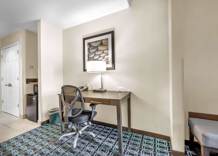 Wingate By Wyndham Chicago Schaumburg Hotel
