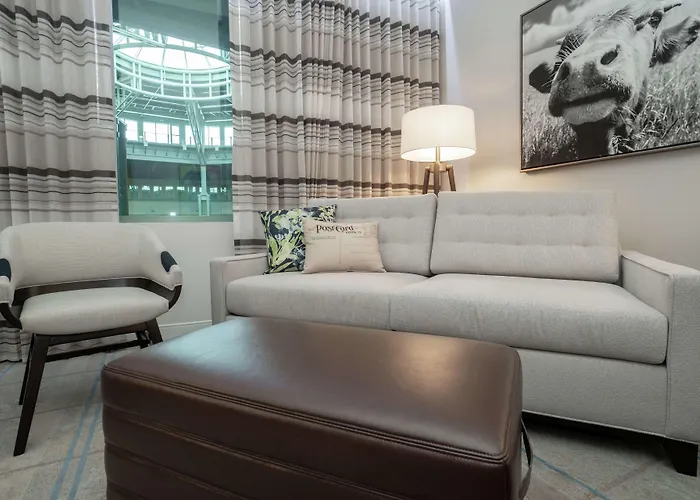 Hilton Austin Airport