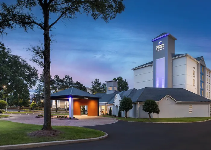 La Quinta By Wyndham Memphis Primacy Parkway Hotel