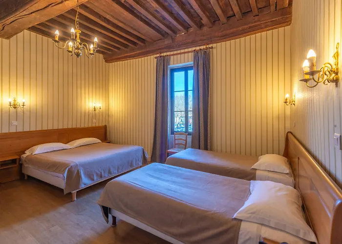 Logis Hotel de La Cloche Beaune 