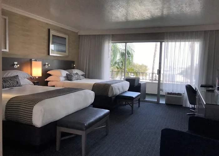 West Beach Inn, A Coast Hotel Santa Barbara