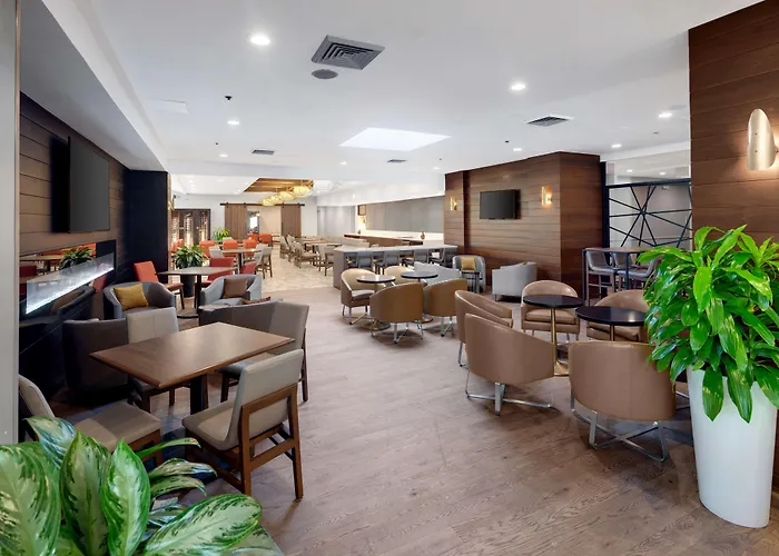 Hilton Chicago/Oak Lawn Hotel