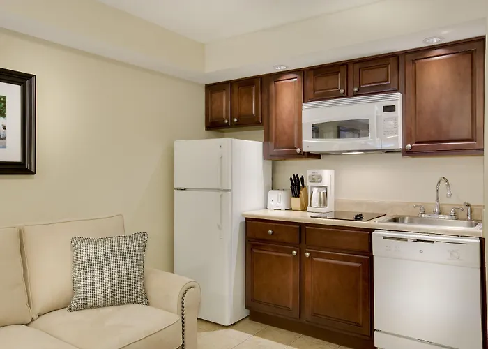 Bluegreen Vacations Patrick Henry Square, An Ascend Collection Resort Williamsburg
