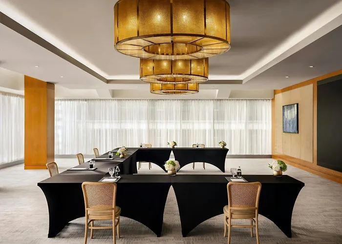 The Ritz-Carlton, Toronto