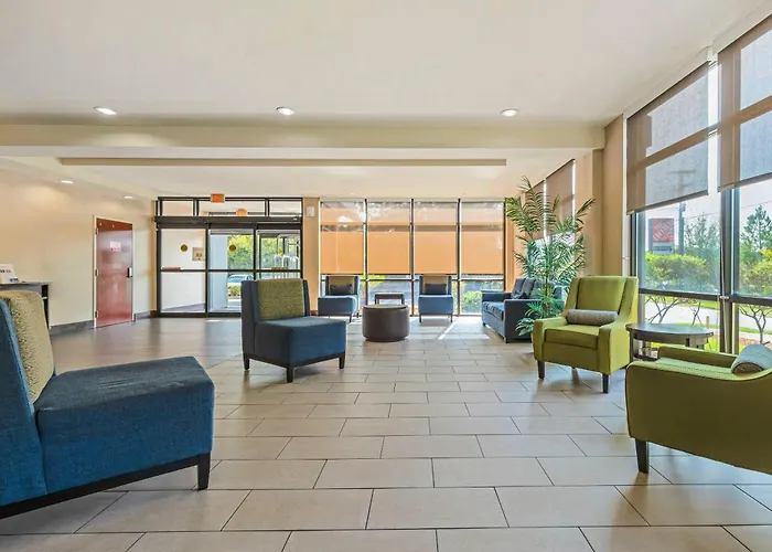 Comfort Suites Columbia Northeast - Fort Jackson