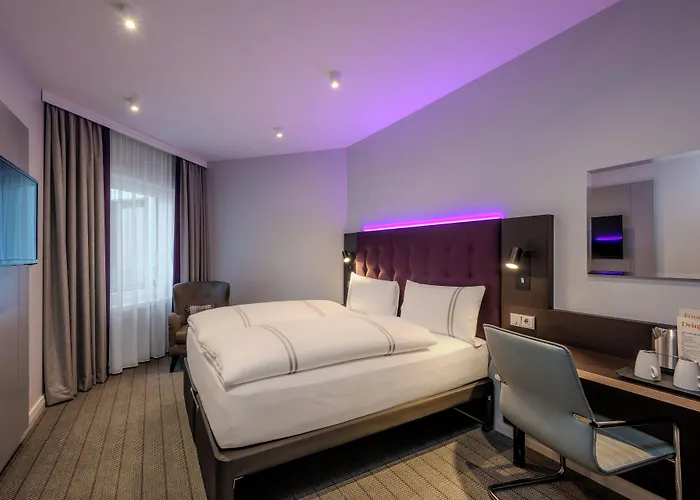 Premier Inn Köln City Mediapark