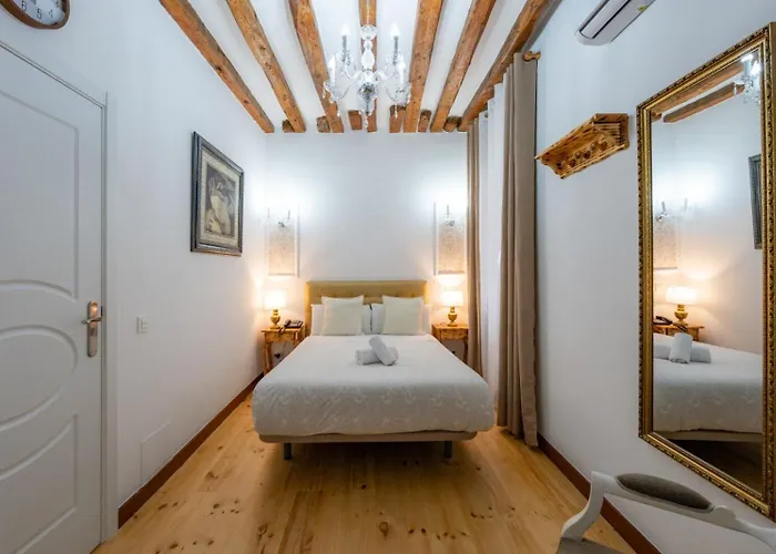 Oriente Palace Apartments Madrid